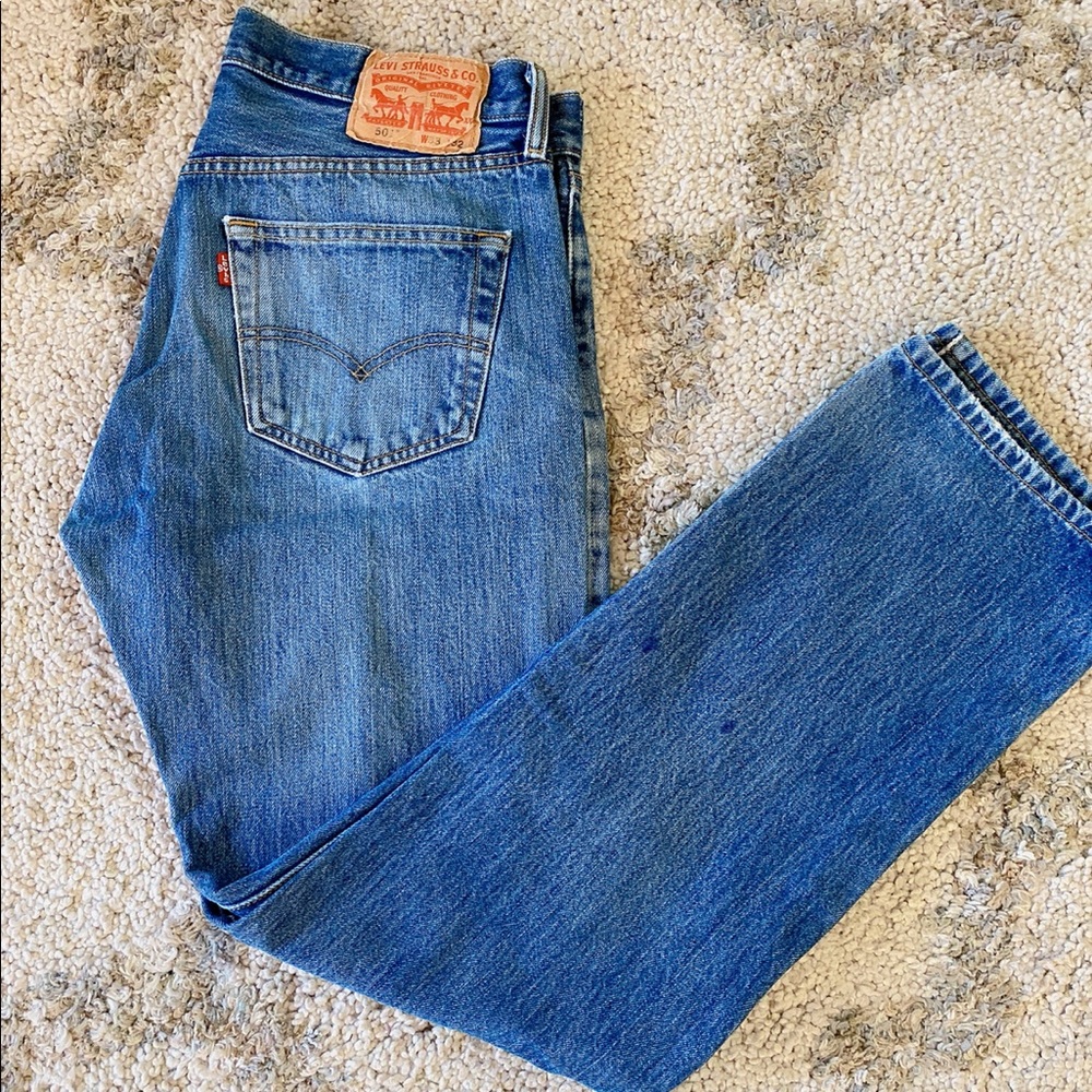 Levis 🔥 501 W33 L32